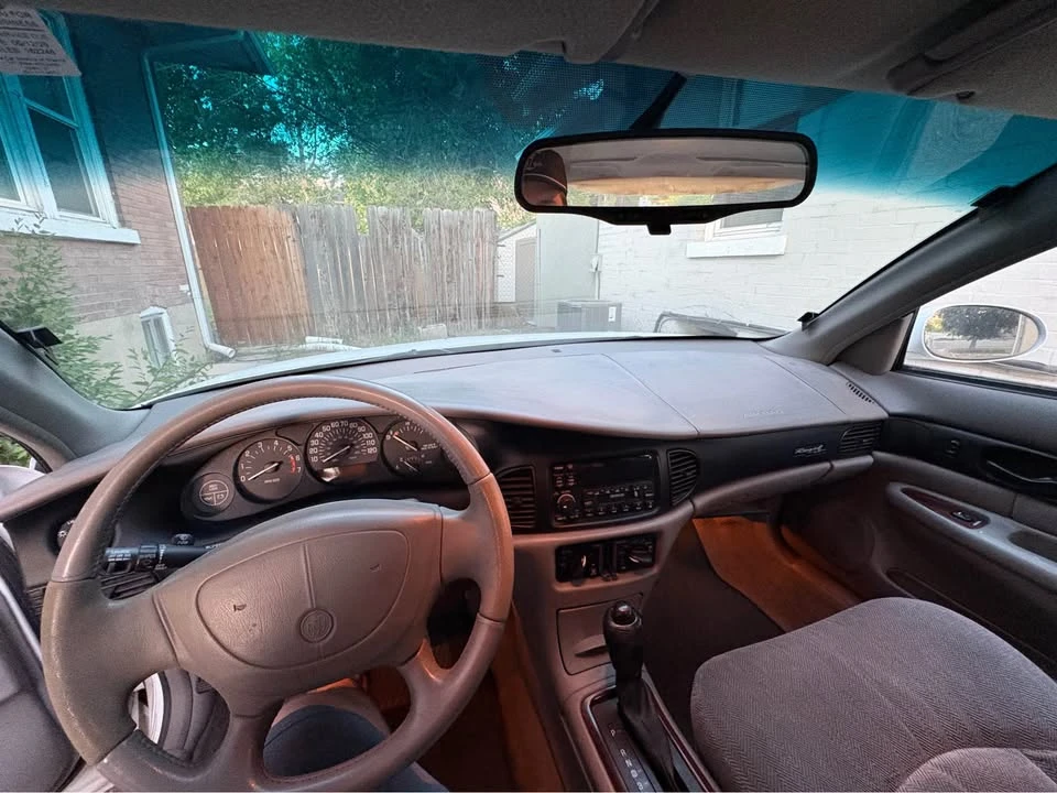 2000 Buick Regal - Image 8 of 11