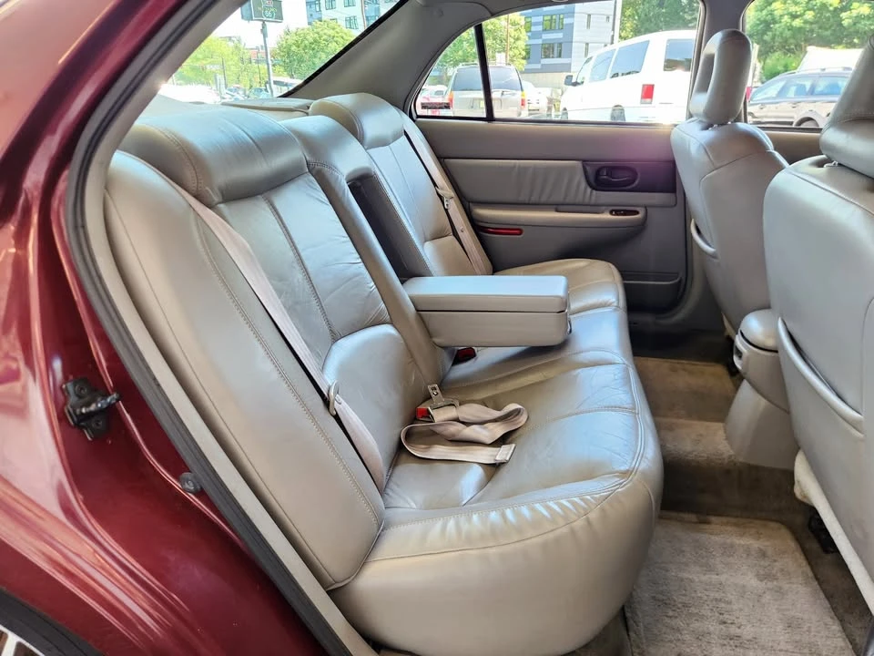 2000 Buick Regal - Image 15 of 17