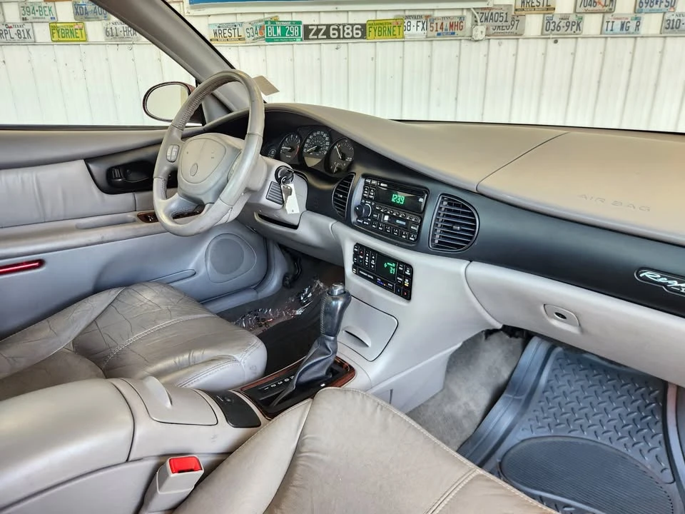 2000 Buick Regal - Image 2 of 17