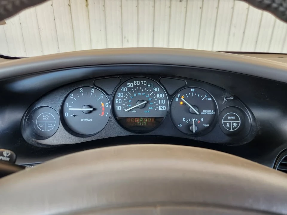 2000 Buick Regal - Image 9 of 17