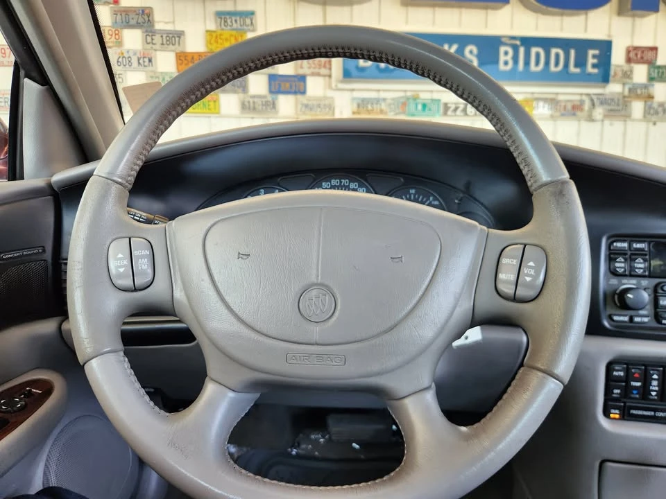 2000 Buick Regal - Image 14 of 17