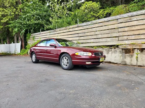 2000 Buick Regal LS Sedan 4D