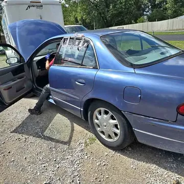 2000 Buick Regal Sedan 4D