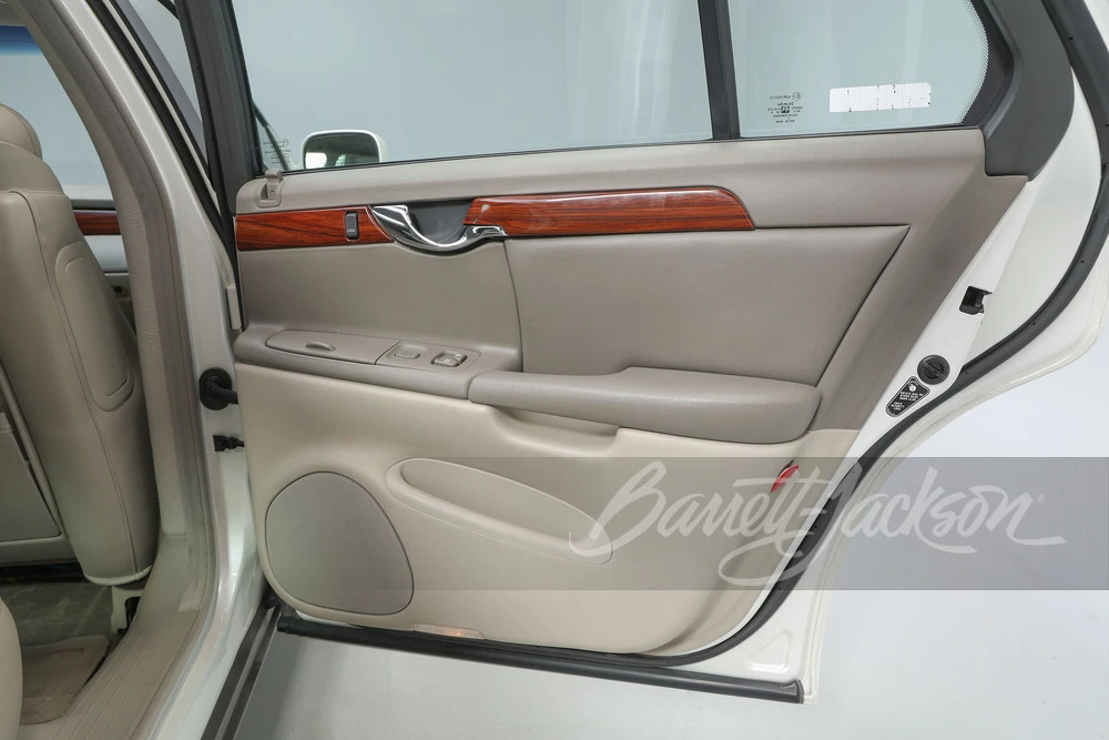 2000 Cadillac DeVille 8th Gen - Image 23 of 31