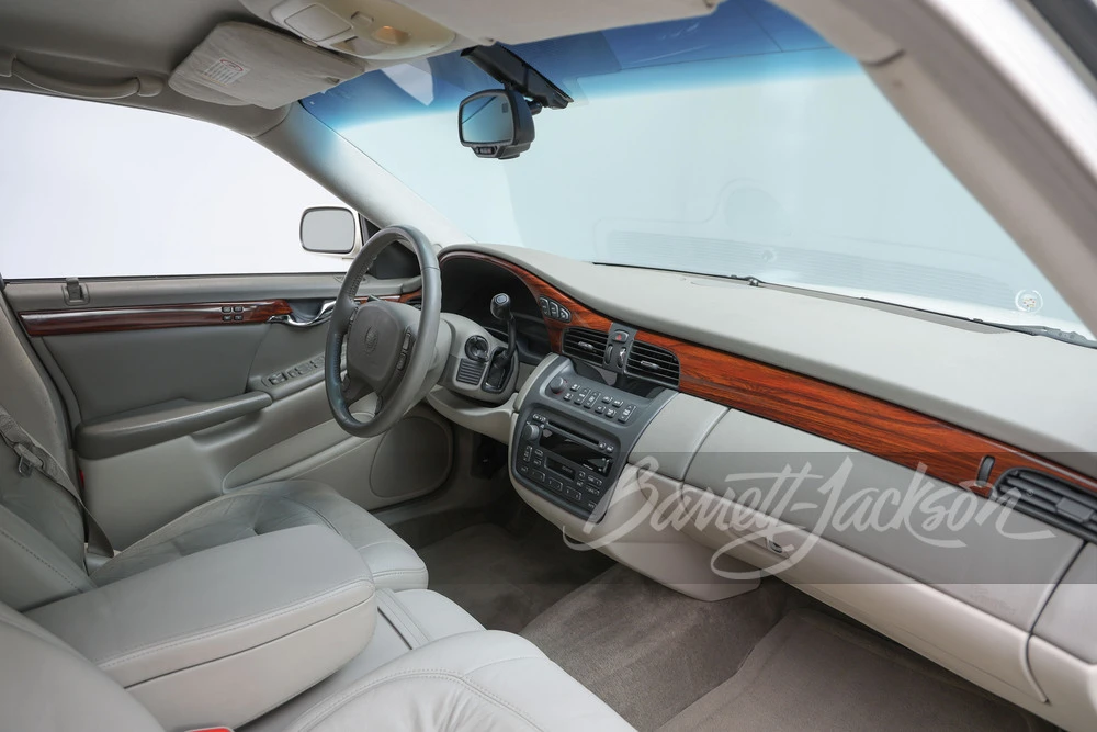 2000 Cadillac DeVille 8th Gen - Image 24 of 31