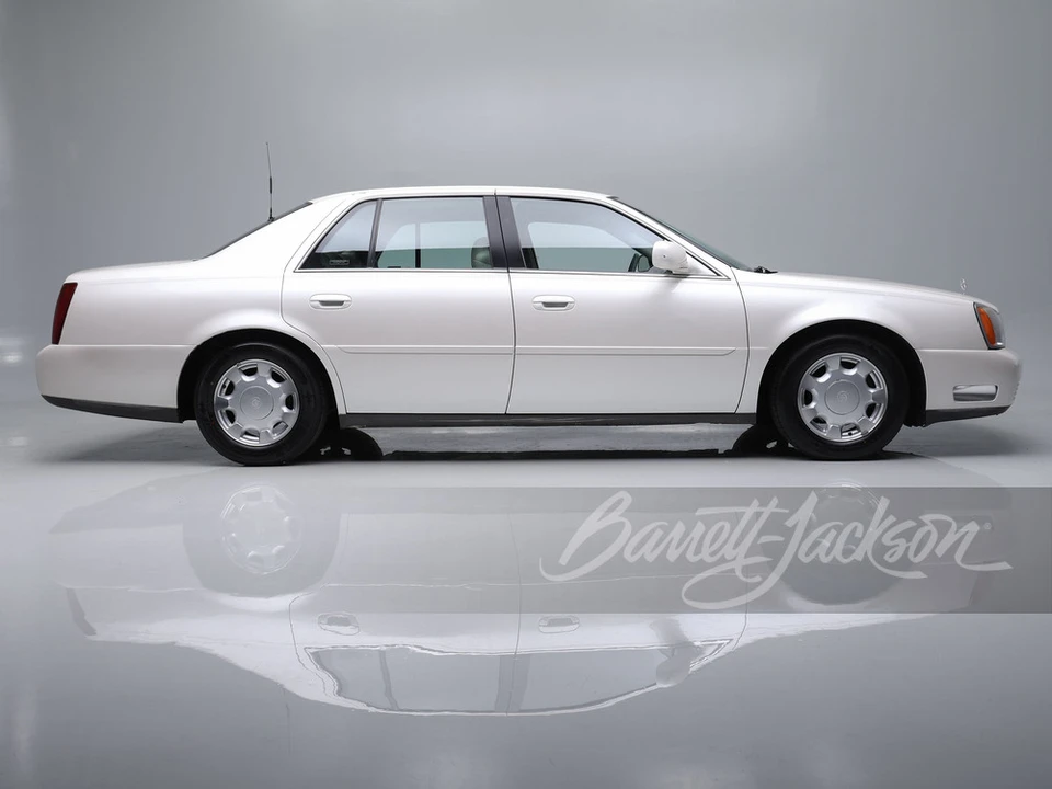 2000 Cadillac DeVille 8th Gen - Image 5 of 31