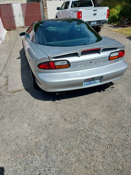 2000 Chevrolet Camaro SS 4th Gen - Image 11 of 16