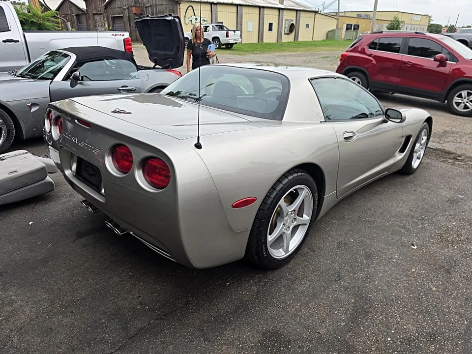 2000 Chevrolet Corvette C5 - Image 5 of 10
