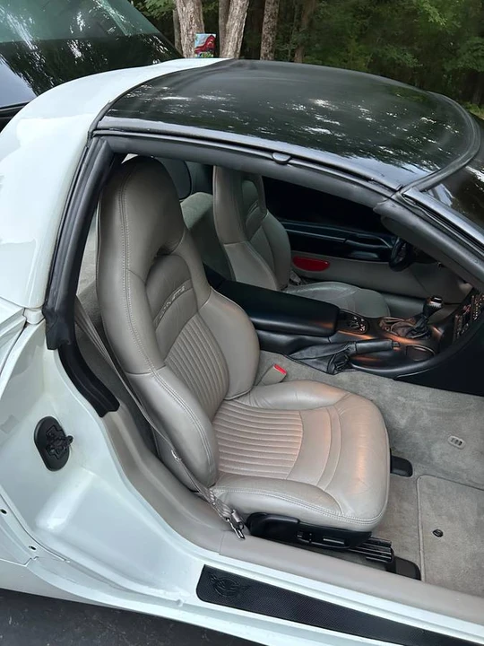 2000 Chevrolet Corvette C5 - Image 3 of 20