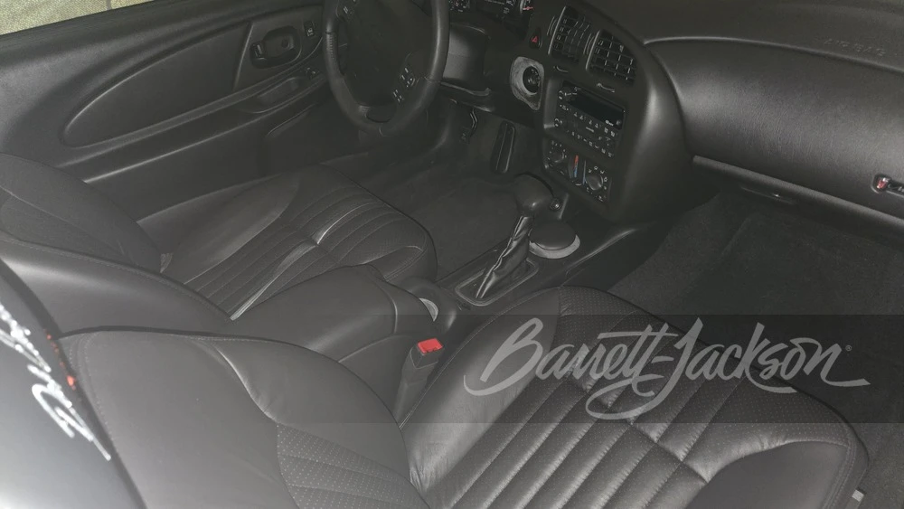 2000 Chevrolet Monte Carlo 6th Gen - Image 4 of 10