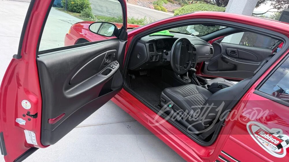 2000 Chevrolet Monte Carlo 6th Gen - Image 6 of 10