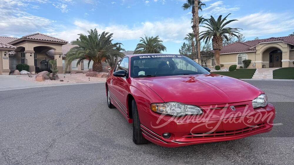 2000 Chevrolet Monte Carlo 6th Gen - Image 10 of 10