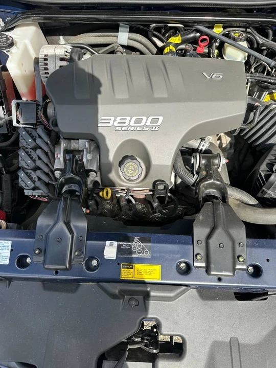 2000 Chevrolet Monte Carlo 6th Gen - Image 13 of 14