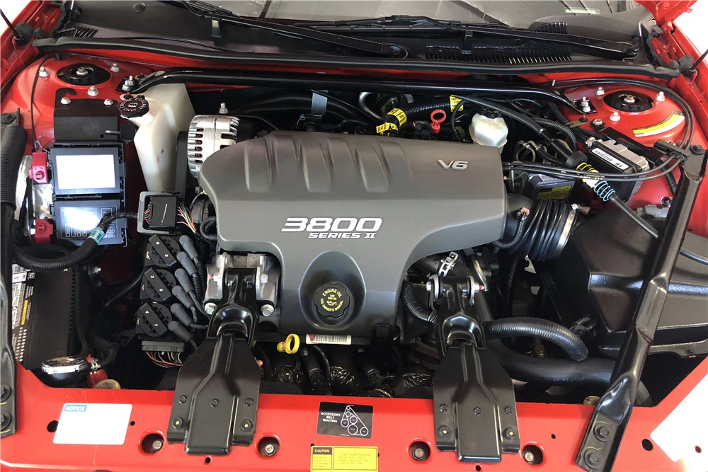 2000 Chevrolet Monte Carlo 6th Gen - Image 3 of 8