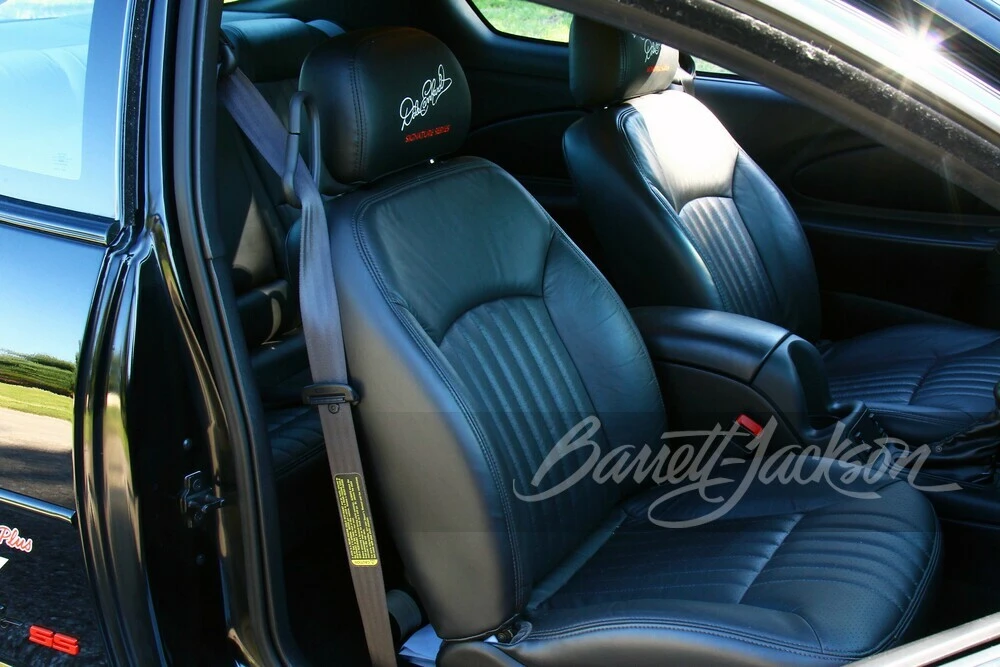 2000 Chevrolet Monte Carlo 6th Gen - Image 7 of 26