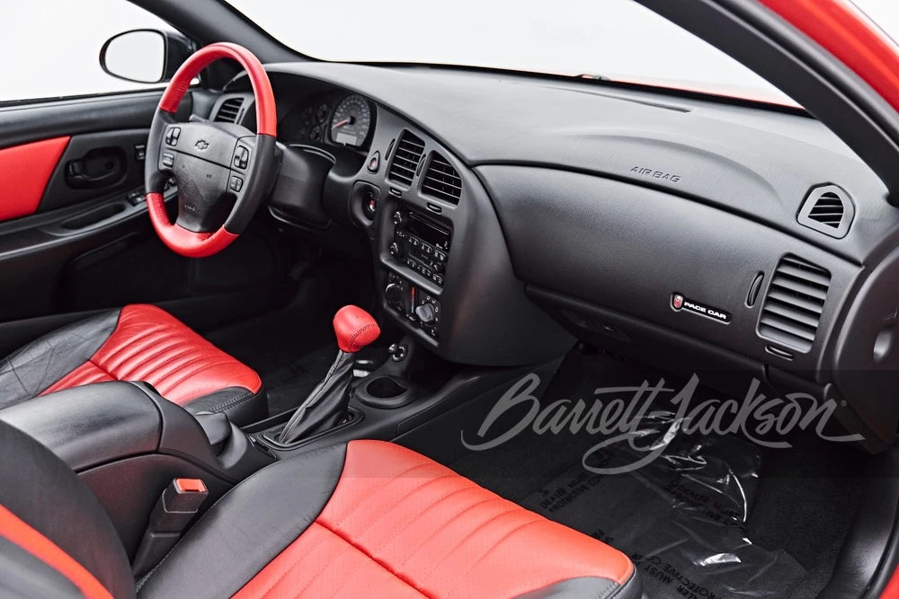 2000 Chevrolet Monte Carlo 6th Gen - Image 4 of 31