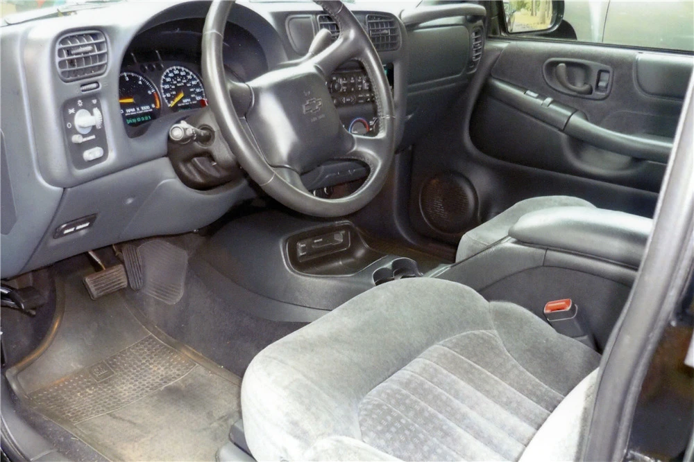 2000 Chevrolet S-10 - Image 4 of 5