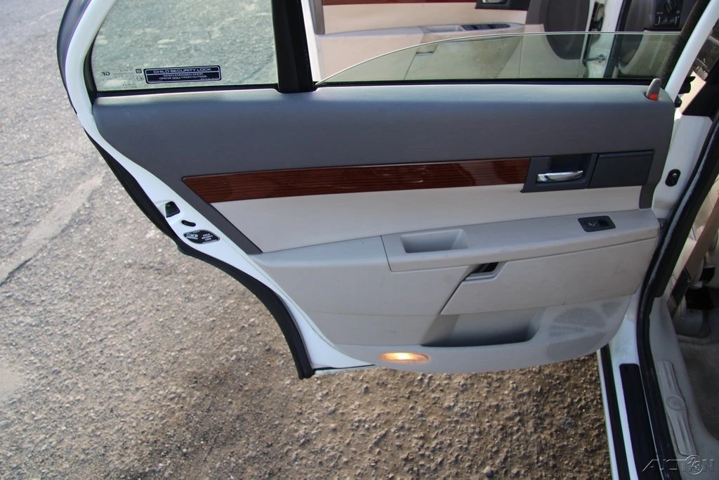 2000 Cadillac Catera - Image 19 of 21