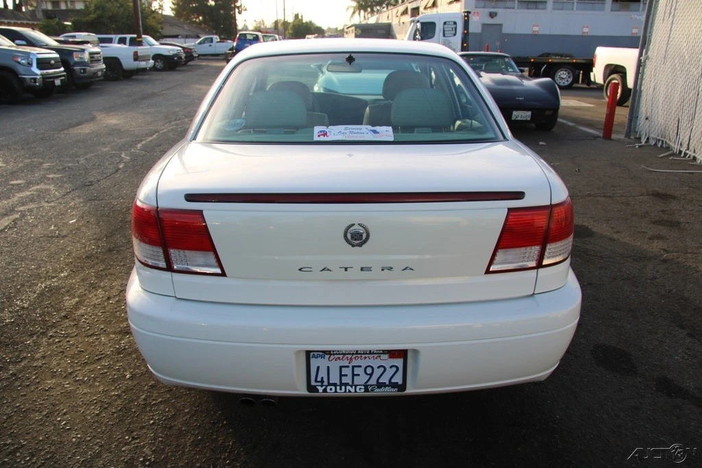 2000 Cadillac Catera - Image 5 of 21