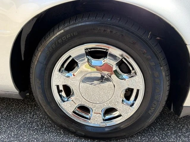 2000 Cadillac DeVille 8th Gen - Image 29 of 31