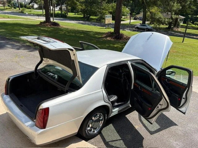 2000 Cadillac DeVille 8th Gen - Image 17 of 31