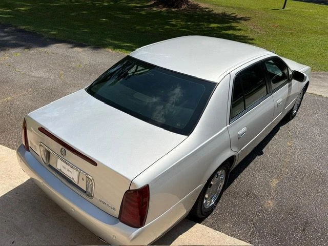 2000 Cadillac DeVille 8th Gen - Image 5 of 31
