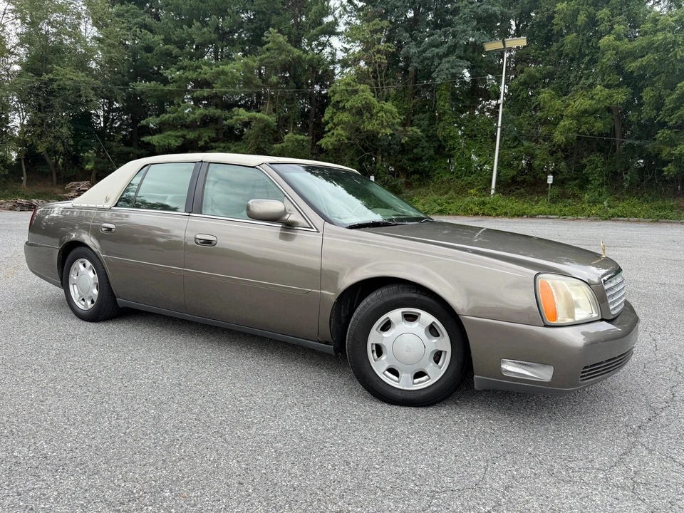 2000 Cadillac DeVille 8th Gen - Image 13 of 31