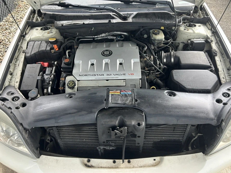 2000 Cadillac DeVille 8th Gen - Image 17 of 19