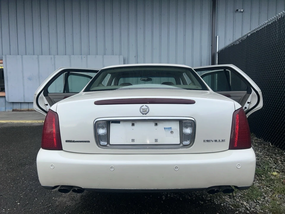 2000 Cadillac DeVille 8th Gen - Image 6 of 19