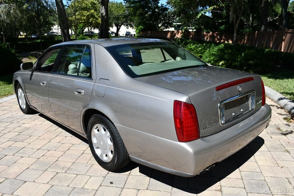 2000 Cadillac DeVille 8th Gen - Image 12 of 21