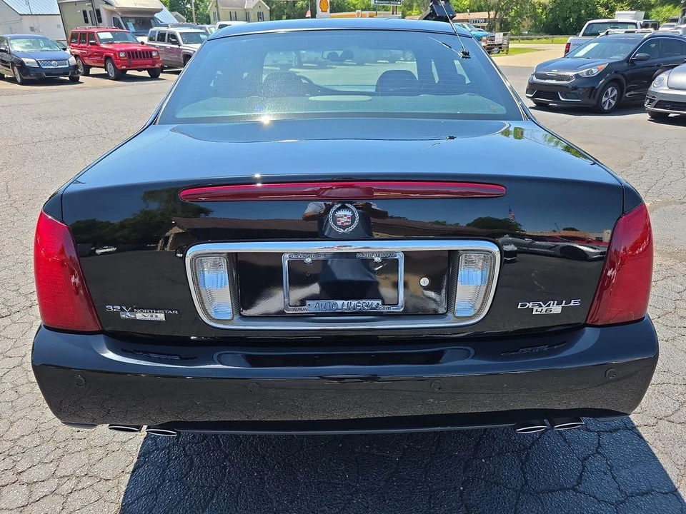 2000 Cadillac DeVille 8th Gen - Image 14 of 31