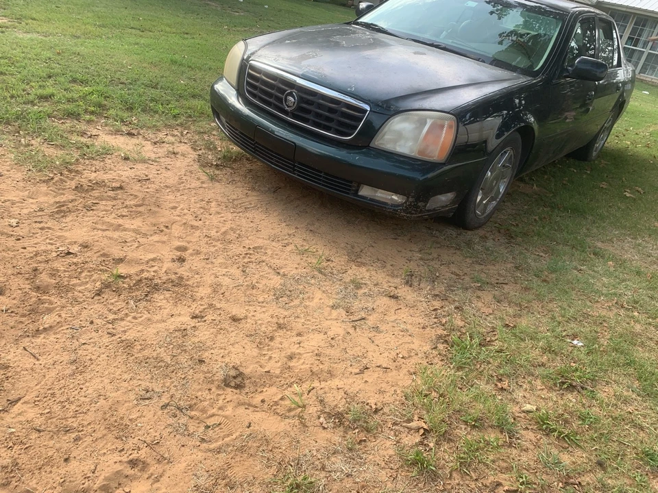 2000 Cadillac DeVille 8th Gen - Image 2 of 10