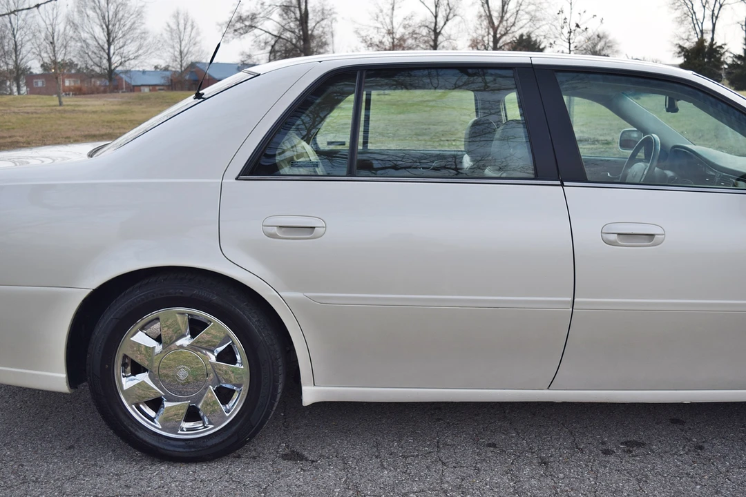 2000 Cadillac DeVille 8th Gen - Image 19 of 31