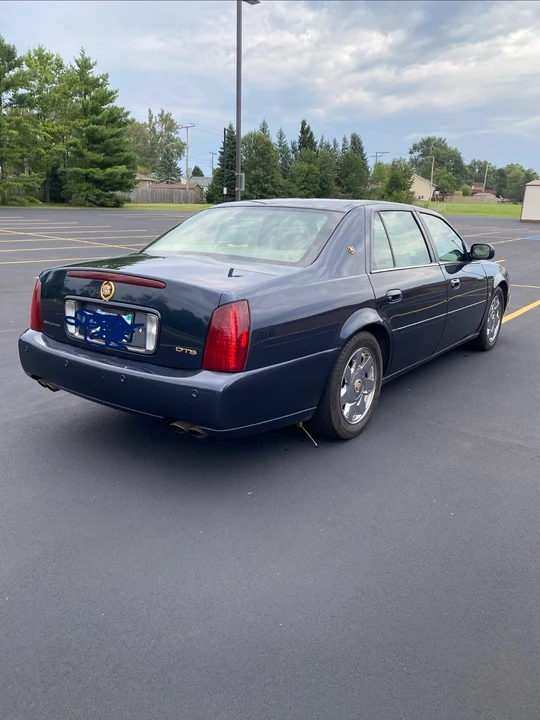 2000 Cadillac DeVille 8th Gen - Image 5 of 13