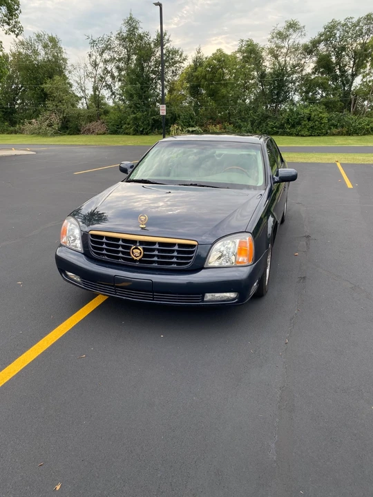 2000 Cadillac DeVille 8th Gen - Image 2 of 13