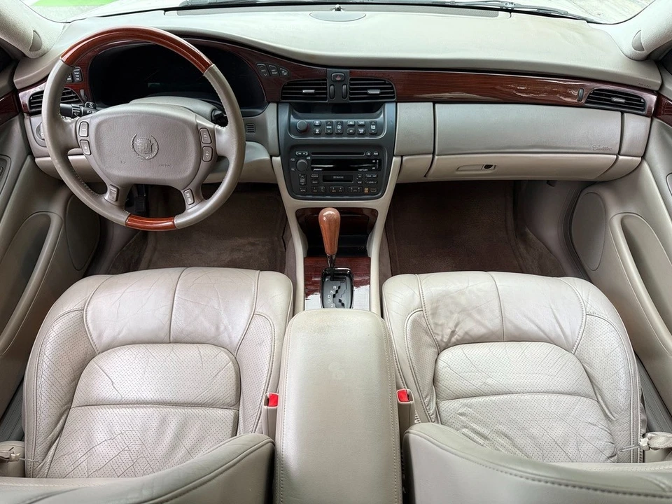 2000 Cadillac DeVille 8th Gen - Image 15 of 21
