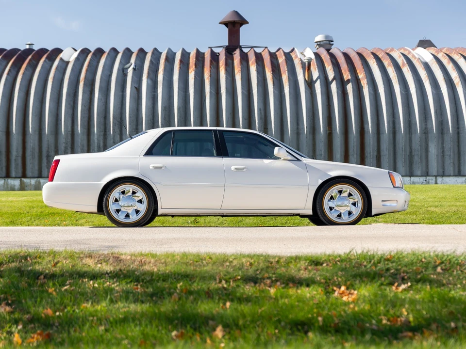 2000 Cadillac DeVille 8th Gen - Image 5 of 21