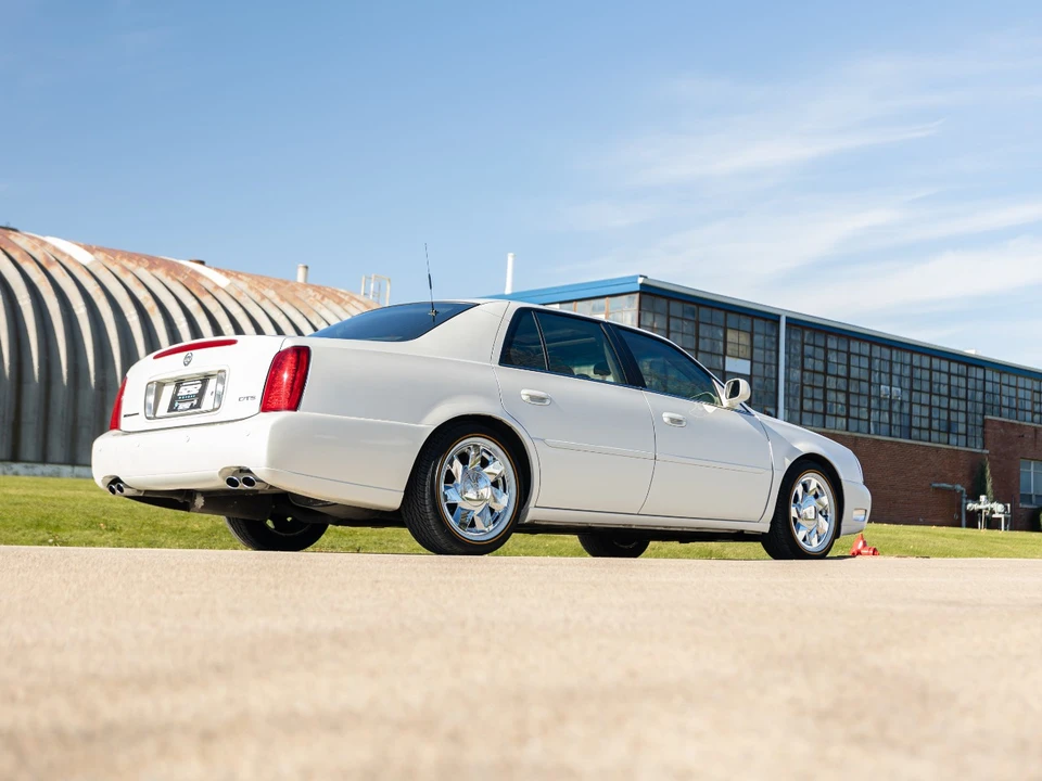 2000 Cadillac DeVille 8th Gen - Image 3 of 21