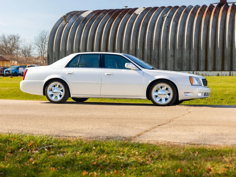 2000 Cadillac DeVille 8th Gen - Image 6 of 21