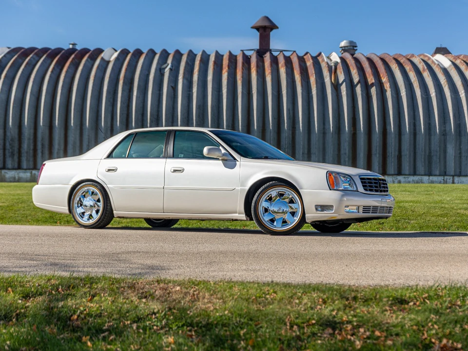 2000 Cadillac DeVille 8th Gen - Image 11 of 21