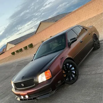 2000 Cadillac DeVille DTS Sedan 4D