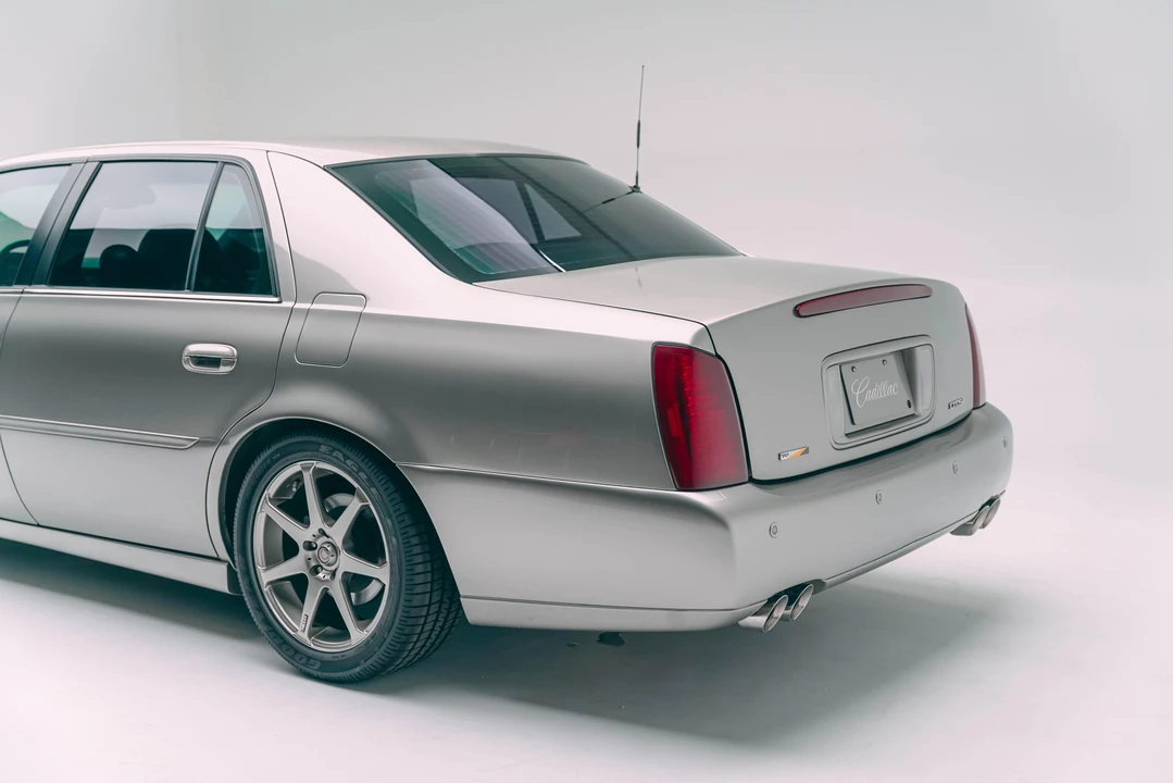 2000 Cadillac DeVille 8th Gen - Image 23 of 31