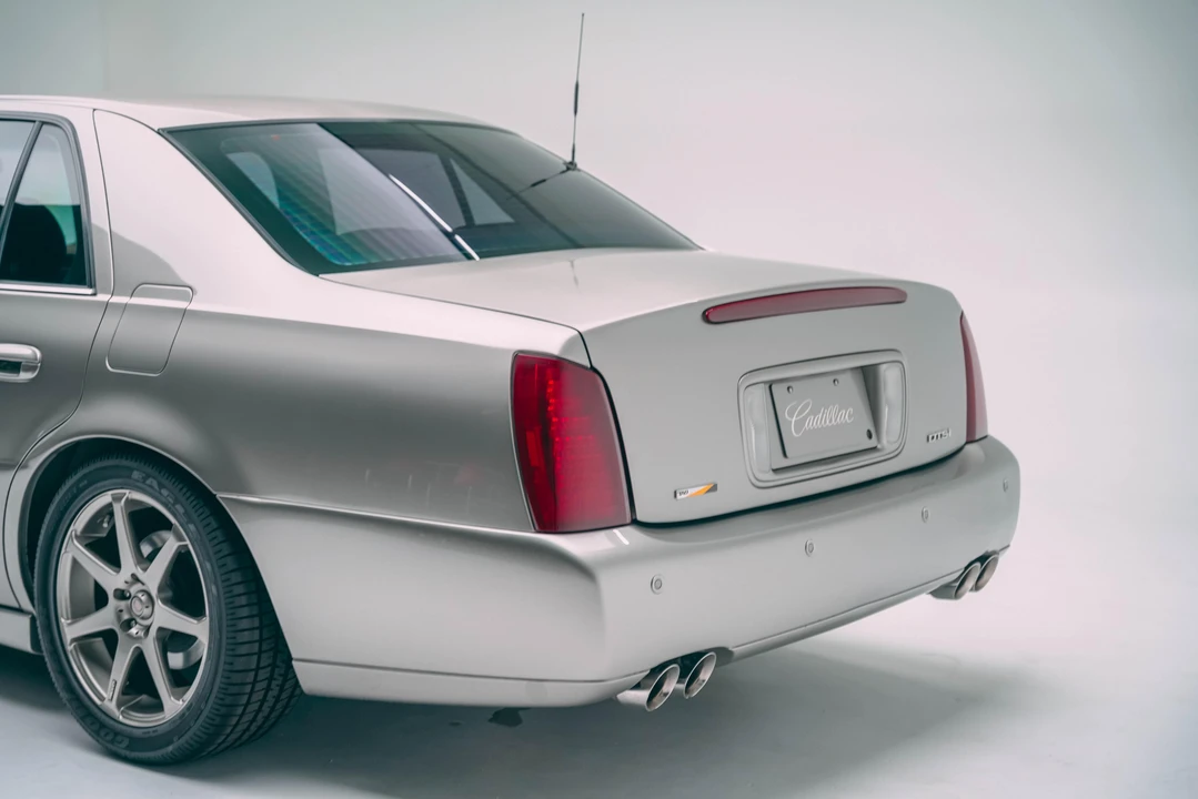 2000 Cadillac DeVille 8th Gen - Image 24 of 31