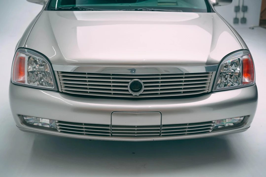 2000 Cadillac DeVille 8th Gen - Image 11 of 31