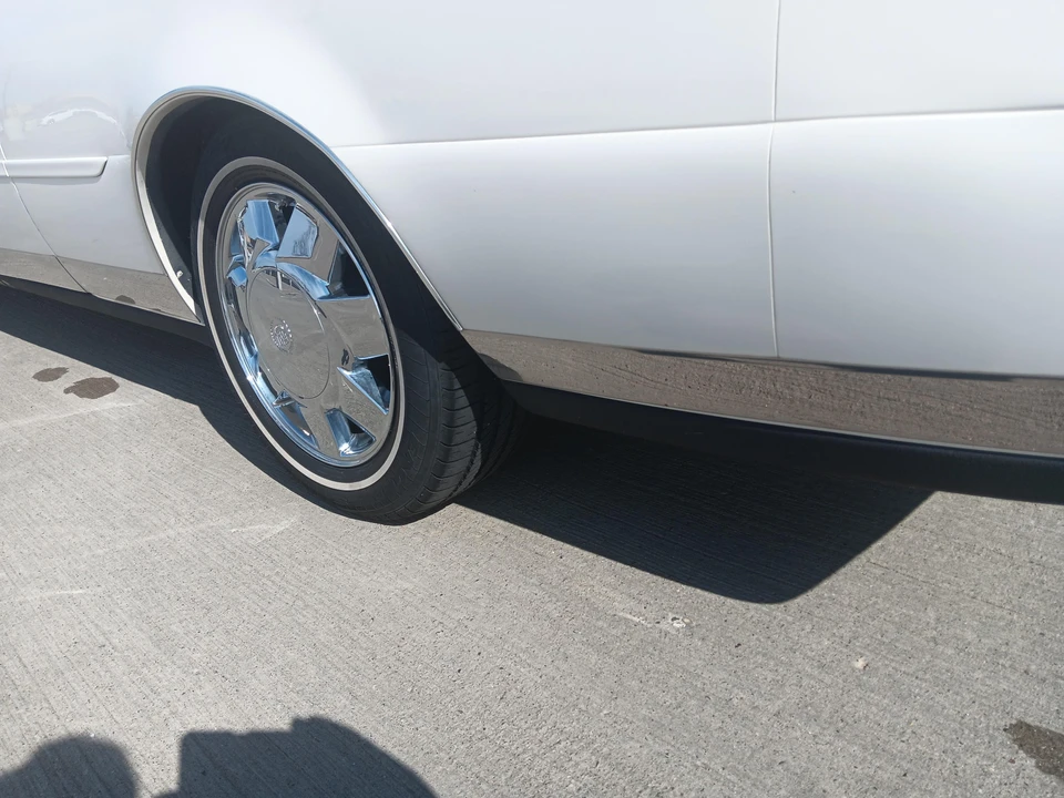 2000 Cadillac DeVille 8th Gen - Image 21 of 31