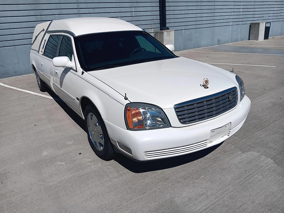 2000 Cadillac DeVille 8th Gen - Image 9 of 31