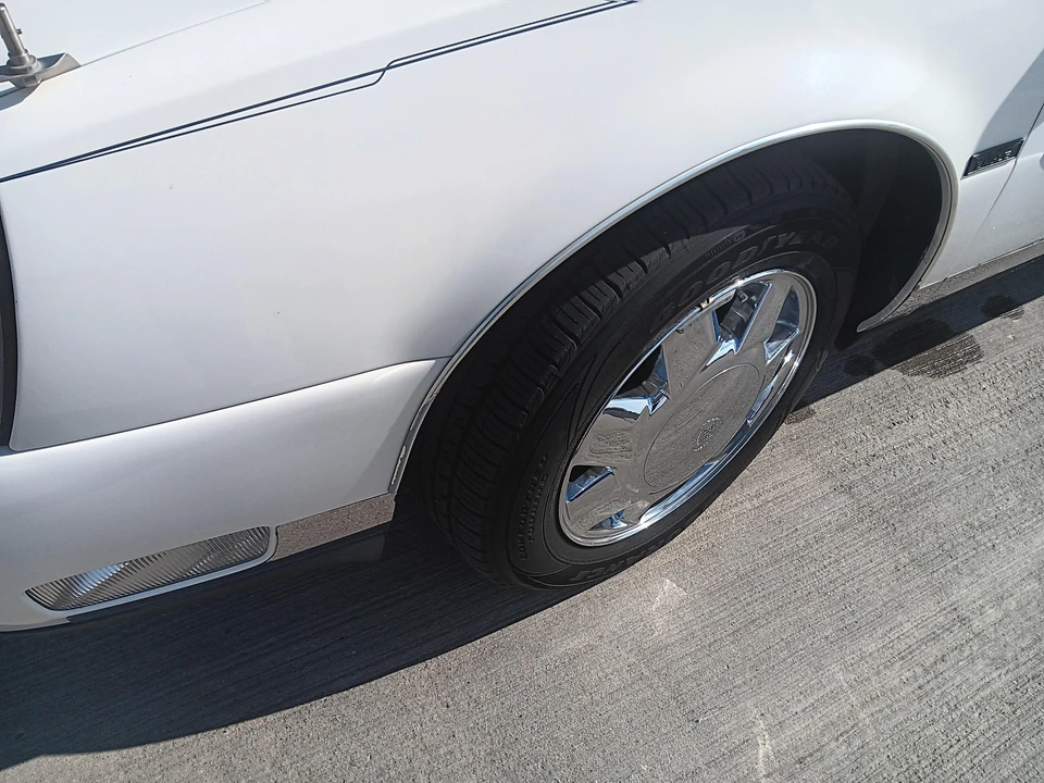 2000 Cadillac DeVille 8th Gen - Image 16 of 31