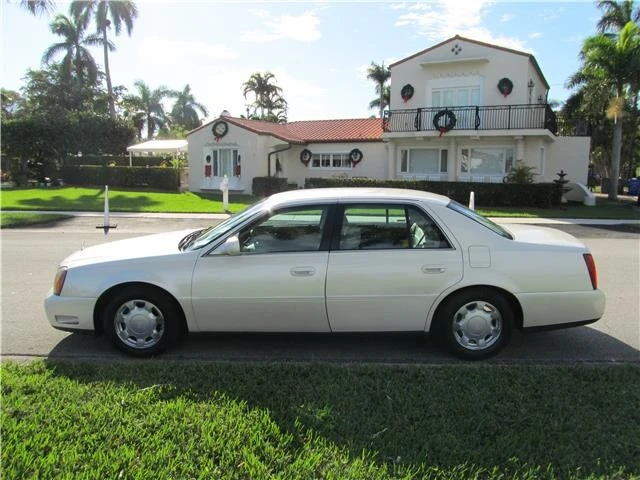 2000 Cadillac DeVille 8th Gen - Image 8 of 12
