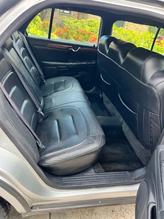 2000 Cadillac DeVille 8th Gen - Image 16 of 24