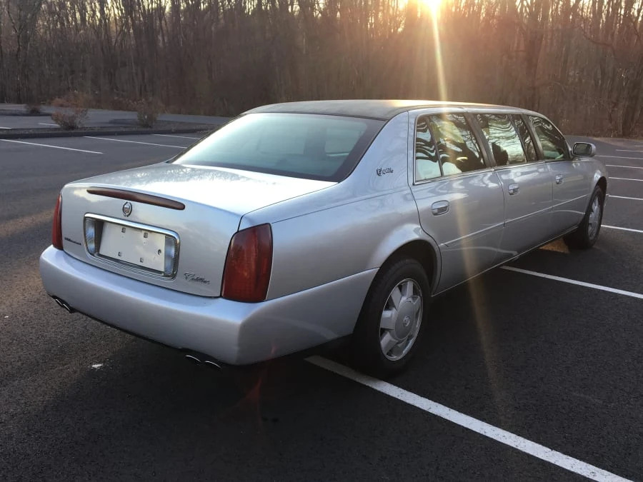 2000 Cadillac DeVille 8th Gen - Image 8 of 9